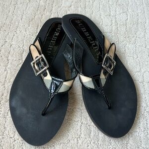 Burberry Sandles size 9